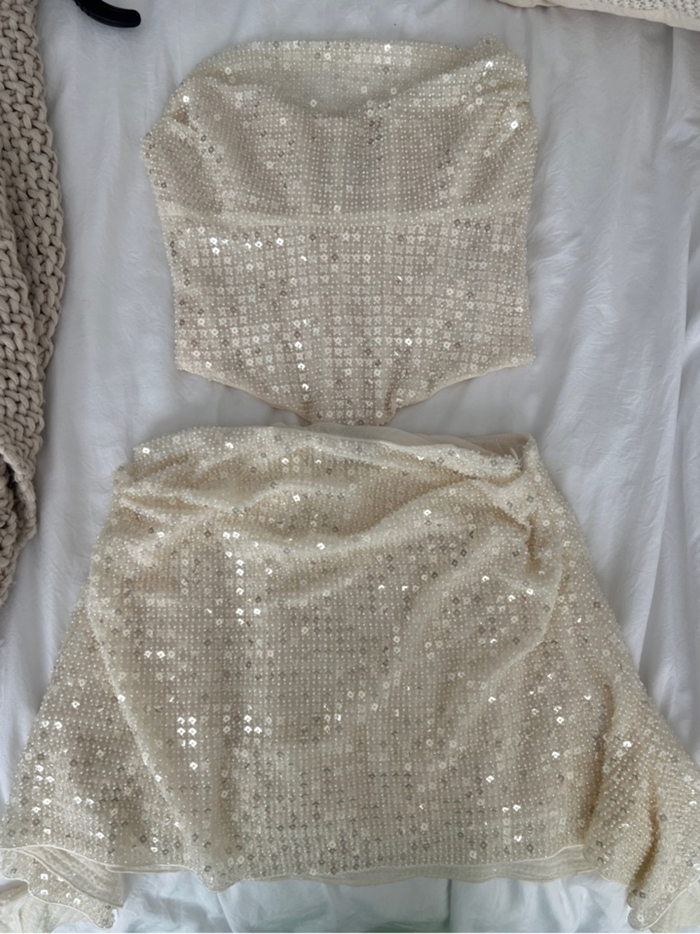 Oh Polly Cream Sequin Corset Top and Mini Skirt Set - Picture 4 of 7